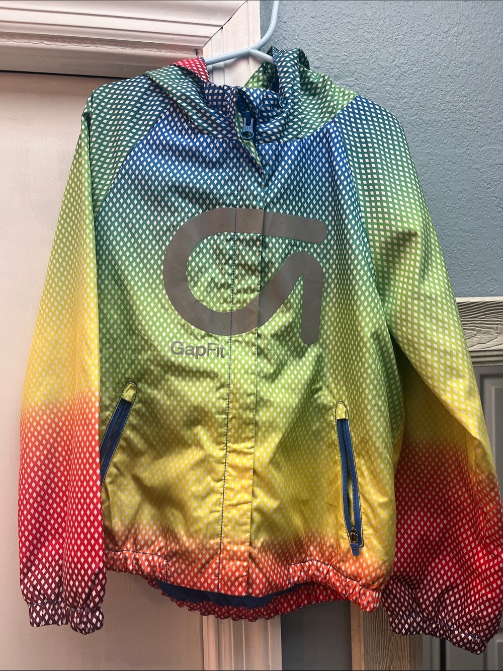 GAP Kids Rainbow Gradient Hooded Windbreaker - Blue Green Yellow Red